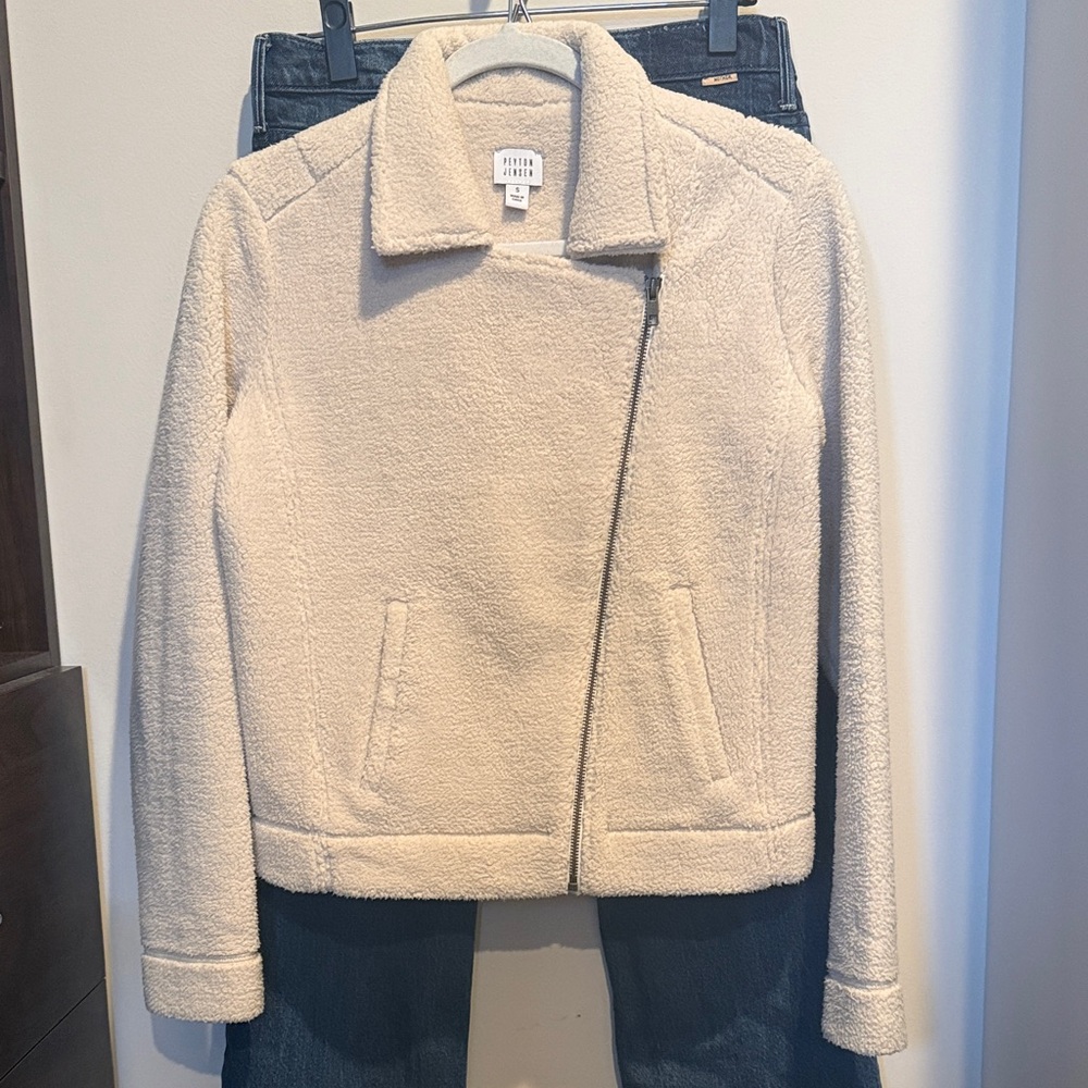 Elegant Cream Teddy Jacket